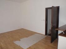 Prodej bytu 2+kk, Karlovy Vary, Kolmá, 66 m2