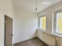 Prodej bytu 3+1, Karlovy Vary, Nádražní, 82 m2