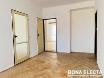 Prodej bytu 3+1, Kopřivnice, K. Čapka, 58 m2