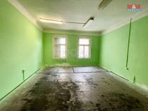 Pronájem obchodního prostoru, Sokolov, Staré náměstí, 28 m2