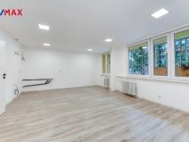 Prodej bytu 4+kk, Praha - Kobylisy, Pohnertova, 86 m2