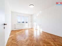 Pronájem bytu 2+1, Jihlava, U Hřbitova, 55 m2