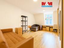 Prodej bytu 4+1, Karlovy Vary, Varšavská, 104 m2