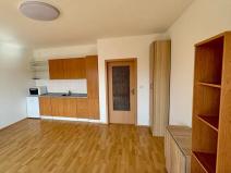 Pronájem bytu 1+kk, Brno, Trýbova, 35 m2