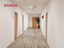 Pronájem kanceláře, Praha - Karlín, Sokolovská, 100 m2