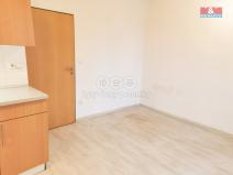 Pronájem bytu 1+kk, Dolní Kounice, nám. Míru, 27 m2