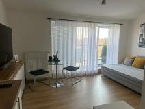 Prodej bytu 1+kk, Jesenice, Sluneční, 35 m2