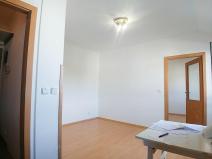 Pronájem bytu 2+kk, Dobřichovice, Za Parkem, 34 m2