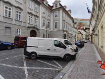 Pronájem bytu 3+1, Praha - Malá Strana, Sněmovní, 85 m2