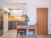 Pronájem bytu 2+kk, Praha - Záběhlice, Mikanova, 46 m2