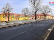 Pronájem bytu 2+1, Ostrov, Komenského, 67 m2