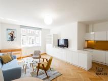 Pronájem bytu 2+kk, Praha - Holešovice, U smaltovny, 50 m2