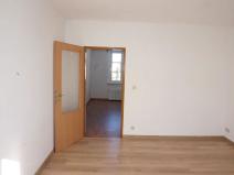 Prodej bytu 1+1, Ostrov, Hroznětínská, 37 m2
