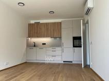 Pronájem bytu 2+kk, Praha - Modřany, Československého exilu, 60 m2