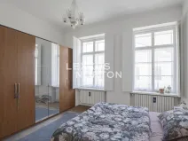 Pronájem bytu 3+1, Praha - Malá Strana, Sněmovní, 85 m2