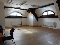 Pronájem kanceláře, Mikulov, Kostelní nám., 82 m2
