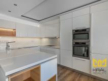 Pronájem bytu 5+kk, Praha, Proutěná, 98 m2