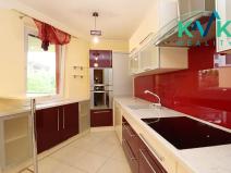 Pronájem bytu 4+1, Karlovy Vary, Zbrojnická, 108 m2