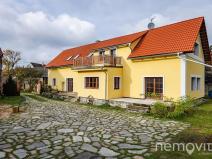 Prodej rodinného domu, Neveklov, 208 m2