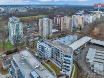 Pronájem garážového stání, Pardubice - Zelené Předměstí, nábřeží Závodu míru, 13 m2