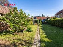 Prodej pozemku pro bydlení, Praha - Šeberov, Pod rozvodnou, 716 m2