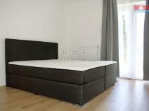 Pronájem bytu 2+kk, Praha, Štěchovická, 56 m2
