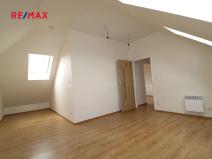 Pronájem bytu 2+kk, Praha - Zličín, Hrozenkovská, 50 m2
