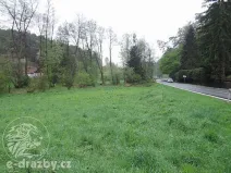 Dražba pozemku, Medonosy, 9062 m2