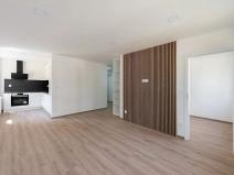 Prodej bytu 2+1, Praha - Lhotka, Zálesí, 42 m2