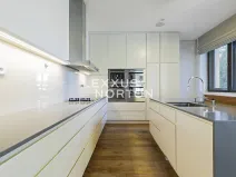 Pronájem vily, Praha - Hlubočepy, Pod Žvahovem, 540 m2
