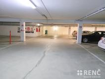 Pronájem garážového stání, Brno, Majdalenky, 12 m2