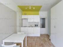 Prodej bytu 1+kk, Praha - Troja, Hnězdenská, 24 m2