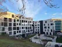 Pronájem garážového stání, Praha - Žižkov, Olgy Havlové, 15 m2