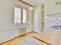 Prodej bytu 3+1, Klášterec nad Ohří - Miřetice u Klášterce nad Ohří, Václava Řezáče, 67 m2