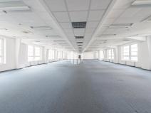 Pronájem kanceláře, Praha - Karlín, Sokolovská, 554 m2