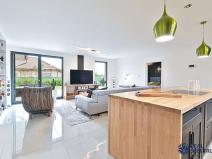 Prodej rodinného domu, Březí, Bezová, 106 m2