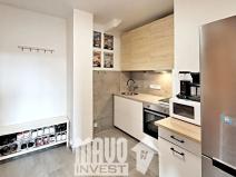Pronájem bytu 2+kk, Praha - Karlín, Peckova, 56 m2
