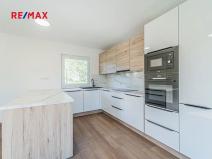 Pronájem rodinného domu, Stochov, Krátká, 88 m2