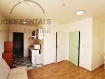 Pronájem bytu 2+kk, Průhonice, U Křížku, 42 m2