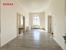 Pronájem bytu 3+1, Praha - Smíchov, Nádražní, 84 m2