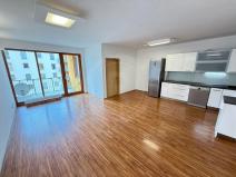 Pronájem bytu 4+kk, České Budějovice, U Lučního jezu, 98 m2