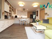 Prodej bytu 2+kk, Karlovy Vary, Nebozízek, 77 m2