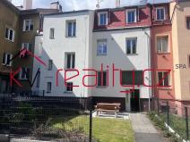 Pronájem bytu 2+1, Karlovy Vary, 1. máje, 53 m2