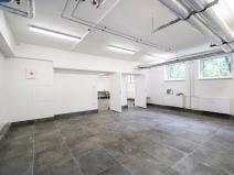 Pronájem obchodního prostoru, Praha - Kobylisy, Bergerova, 105 m2