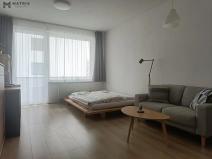 Prodej bytu 1+kk, Pardubice, Východní, 32 m2
