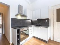 Pronájem bytu 2+kk, Praha - Nové Město, Lípová, 58 m2