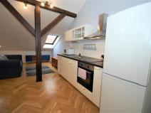 Pronájem bytu 1+kk, Praha - Vinohrady, Sázavská, 50 m2