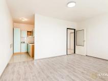 Pronájem bytu 2+kk, Brno, Ukrajinská, 48 m2