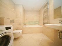 Pronájem bytu 2+kk, Praha - Vysočany, Sokolovská, 52 m2