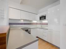 Pronájem bytu 2+kk, Praha - Vysočany, Sousedíkova, 58 m2